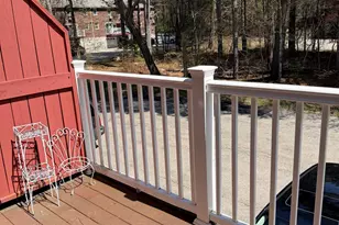 79 Oakridge Dr, Londonderry, NH 01844 - Photo 8