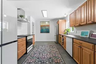 127 Belvidere St, Laconia, NH 03246 - Photo 6