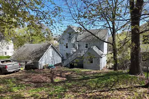 36 Elm St, Derry, NH 03038 - Photo 8