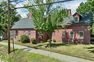 42 Gilford Ave, Laconia, NH 03246 - Photo 4
