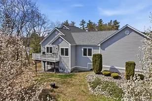 31 Gordon Mountain Rd, Windham, NH 03087 - Photo 4