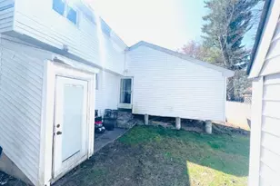 110 Millville Cir, Salem, NH 03079 - Photo 2