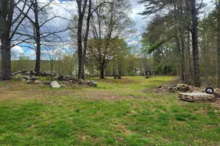 19 Raymond Rd, Deerfield, NH 03037 - Photo 32