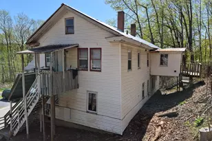 51 Merrill St, Springfield, VT 05156 - Photo 4