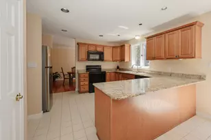 26 Preserve Dr, Nashua, NH 03064 - Photo 8