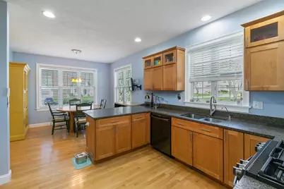 8 Crockett's Way, Stratham, NH 03885 - Photo 4