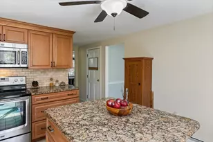 6 Pingree Hill Rd, Derry, NH 03038 - Photo 14