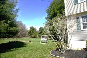 4 Shannon Dr, Stratham, NH 03885 - Photo 4
