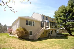 4 Shannon Dr, Stratham, NH 03885 - Photo 8