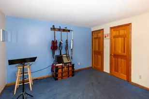 8 Laurel Ln, Stratham, NH 03885 - Photo 20