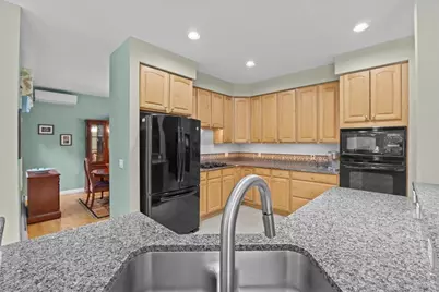 182 Barrett Lane, Williston, VT 05495 - Photo 18