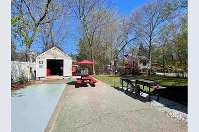 145 Anthony Street, Manchester, NH 03103 - Photo 8