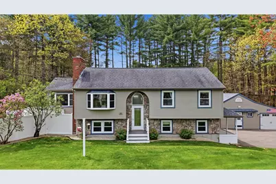 26 Mayflower Drive, Litchfield, NH 03052 - Photo 2
