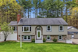 26 Mayflower Dr, Litchfield, NH 03052 - Photo 2