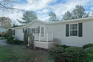 11 Lilac Ln, Belmont, NH 03220 - Photo 2