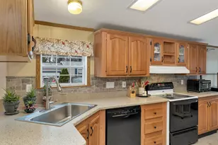 11 Lilac Ln, Belmont, NH 03220 - Photo 6