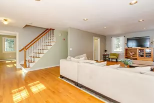 22 Rockrimmon Rd, Danville, NH 03819 - Photo 10