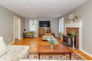 22 Rockrimmon Rd, Danville, NH 03819 - Photo 8
