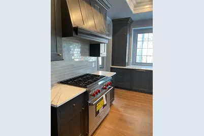 353 Pleasant Street, Portsmouth, NH 03801 - Photo 24