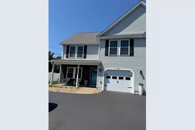 81A Foggs Lane, Seabrook, NH 03874 - Photo 2