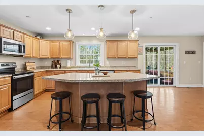 28 Dougherty Lane, New Boston, NH 03070 - Photo 10