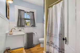 139 Thornton St, Portsmouth, NH 03801 - Photo 40