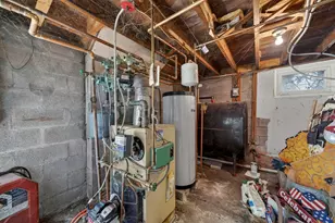 91 Hampstead Rd, Derry, NH 03038 - Photo 52