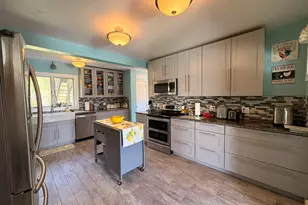 62 Parker St, Winchester, NH 03470 - Photo 6