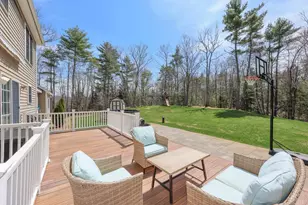79 Copperline Dr, Epsom, NH 03234 - Photo 8