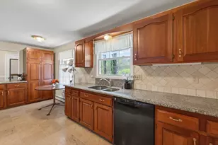 43 Gould Rd, Lebanon, NH 03784 - Photo 6