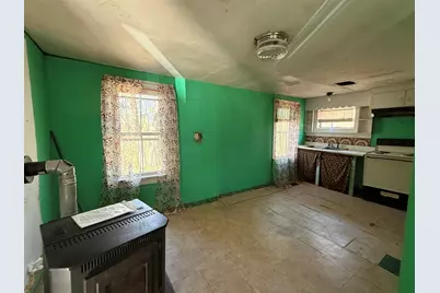 32 Charles Street, Keene, NH 03431 - Photo 6