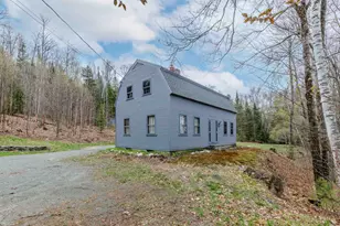 102 Skyline Dr, Franconia, NH 03580 - Photo 4