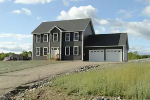 85 Fairview Dr, Pittsfield, NH 03263 - Photo 4