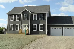 91 Fairview Dr, Pittsfield, NH 03263 - Photo 1
