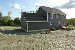 85 Fairview Dr, Pittsfield, NH 03263 - Photo 4