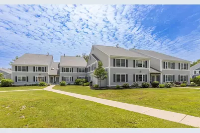 703 Springbrook Circle, Portsmouth, NH 03801 - Photo 2