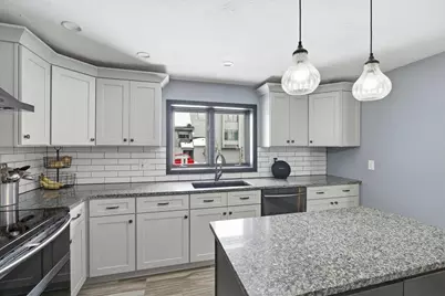 5 Tsienneto Road #75, Derry, NH 03038 - Photo 4