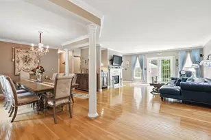 55 River Birch Cir, Manchester, NH 03102 - Photo 10
