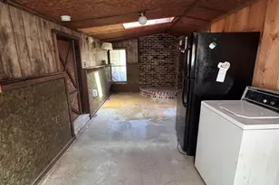 16 Norton St, Derry, NH 03038 - Photo 26
