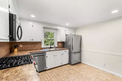 410 E View Drive, Pembroke, NH 03275 - Photo 14