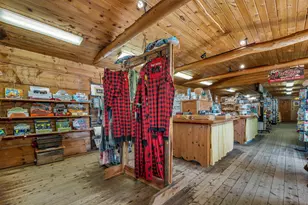 1955 Presidential Hwy, Jefferson, NH 03583 - Photo 38