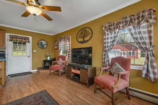 1955 Presidential Hwy, Jefferson, NH 03583 - Photo 4