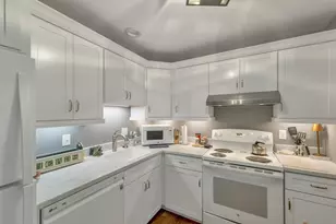 332 Parkside Rd, New London, NH 03257 - Photo 2