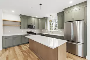 19 Eden Ln, Portsmouth, NH 03801 - Photo 6