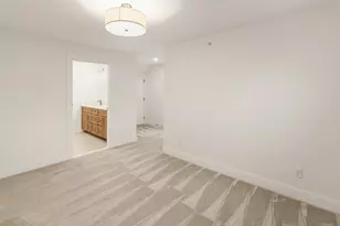 19 Eden Ln, Portsmouth, NH 03801 - Photo 18