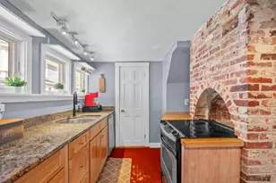 155 Locust St, Dover, NH 03820 - Photo 8