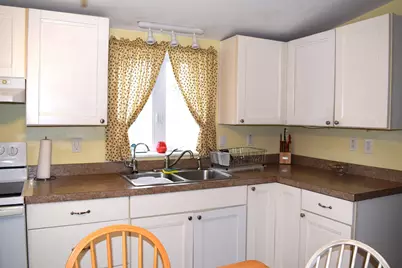 24 O'kane Avenue, Bethlehem, NH 03574 - Photo 8