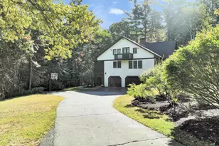 107 Fresh Pond Ln, Brookline, NH 03033 - Photo 2