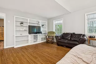 6 Forsyth Pl, Claremont, NH 03743 - Photo 12