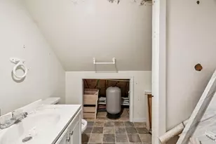 6 Forsyth Pl, Claremont, NH 03743 - Photo 26